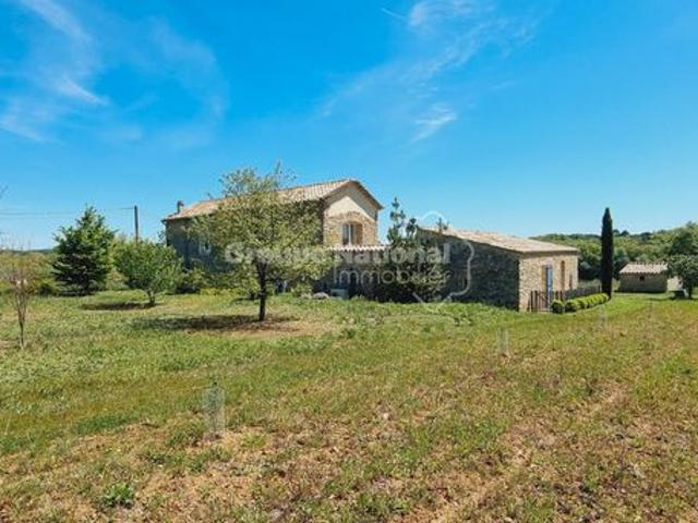 Mas 6 pièces 148 m²