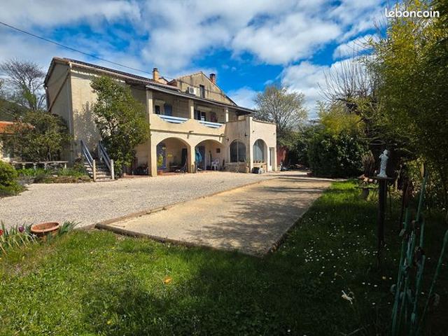 Mas 6 pièces 141 m²