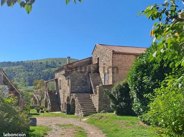 Mas 6 pièces 156 m²