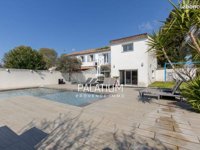 Mas 6 pièces 163 m²