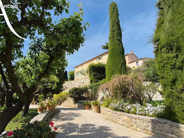 Mas 6 pièces 177 m²