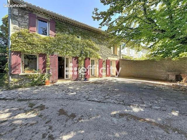 Mas 6 pièces 178 m²