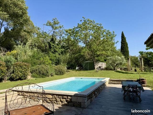 Mas 6 pièces 178 m²