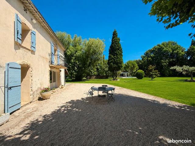 Mas 6 pièces 181 m²