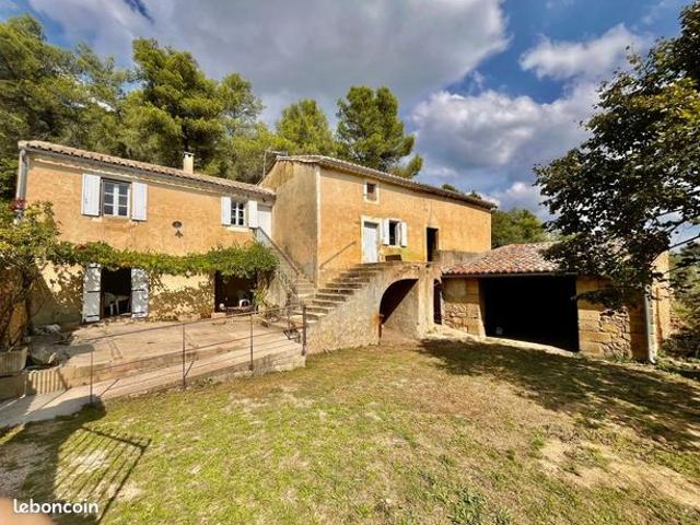 Mas 6 pièces 198 m²