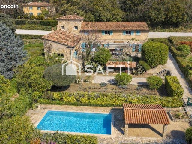 Mas 6 pièces 191 m²