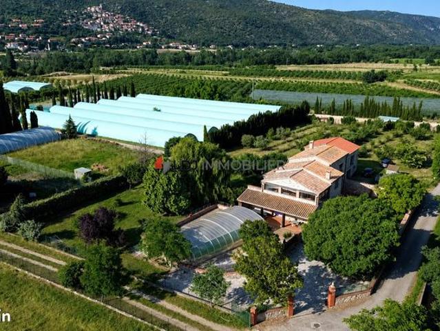 Mas 6 pièces 200 m²