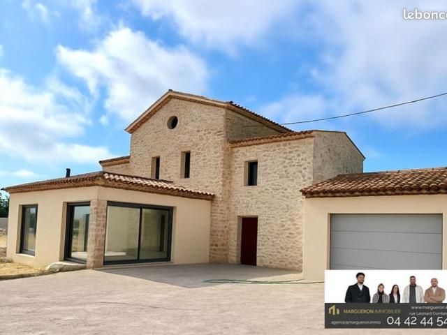 Mas 6 pièces 200 m²