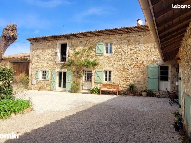 Mas 6 pièces 226 m²