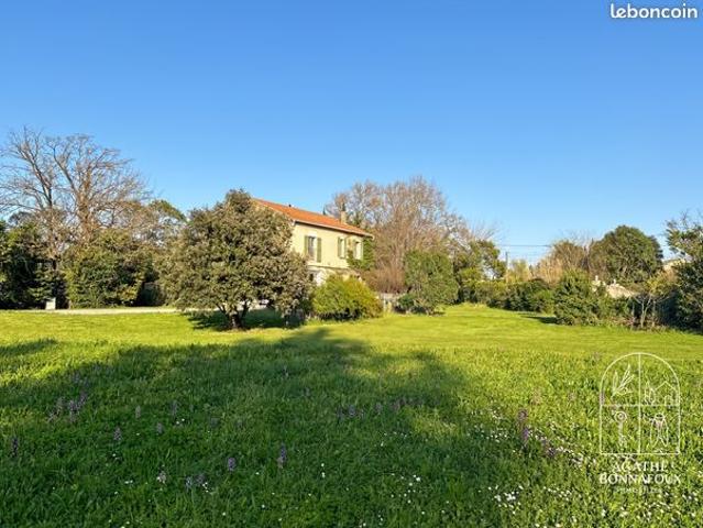 Mas 6 pièces 232 m²