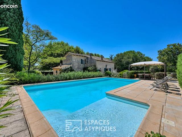 Mas 6 pièces 286 m²