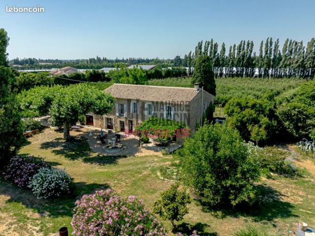 Mas 6 pièces 280 m²