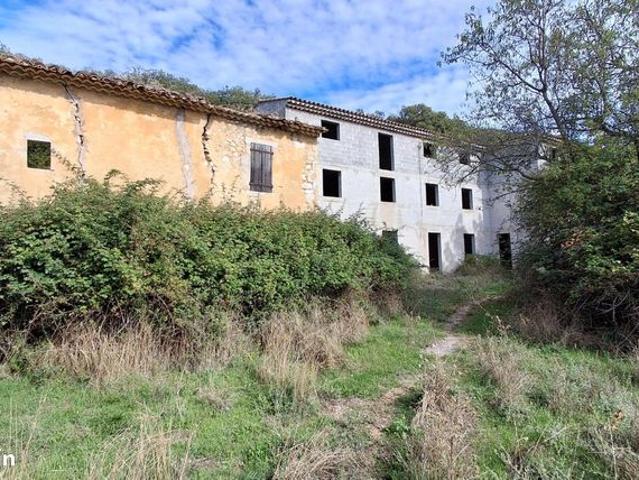 Mas 6 pièces 365 m²