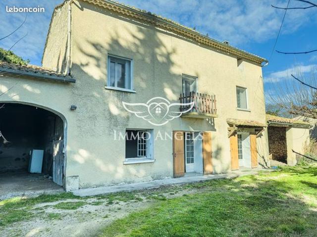Mas 8 pièces 158 m²
