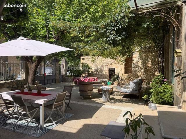 Mas 8 pièces 165 m²