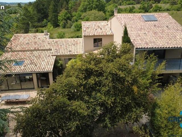 Mas 8 pièces 217 m²