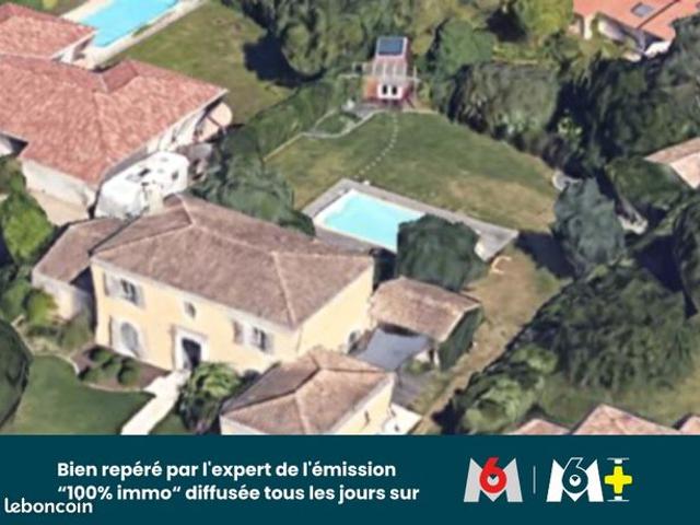 Mas 8 pièces 220 m²