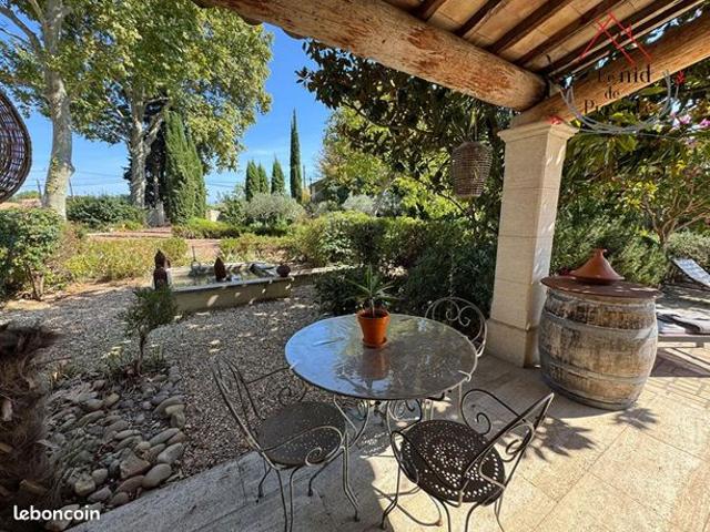 Mas 8 pièces 257 m²