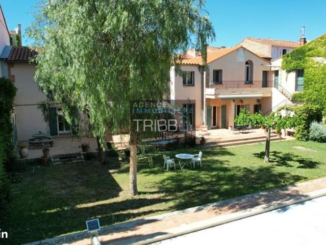 Mas 8 pièces 435 m²