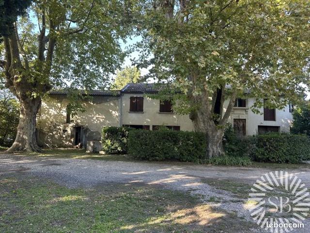 Mas 9 pièces 191 m²