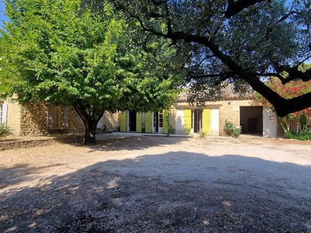 Mas 9 pièces 268 m²