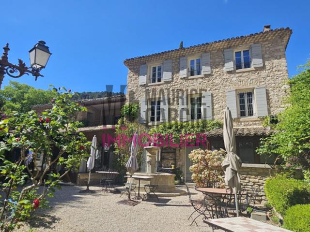 MAS A VENDRE CENTRE VILLAGE