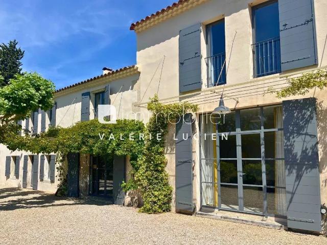 Mas Authentique Saint Remy De Provence 235m² Saint Rémy de Provence