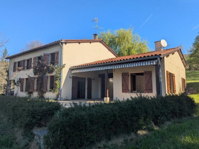 Mas d'azil, 225 m² habitable sur 2 ha