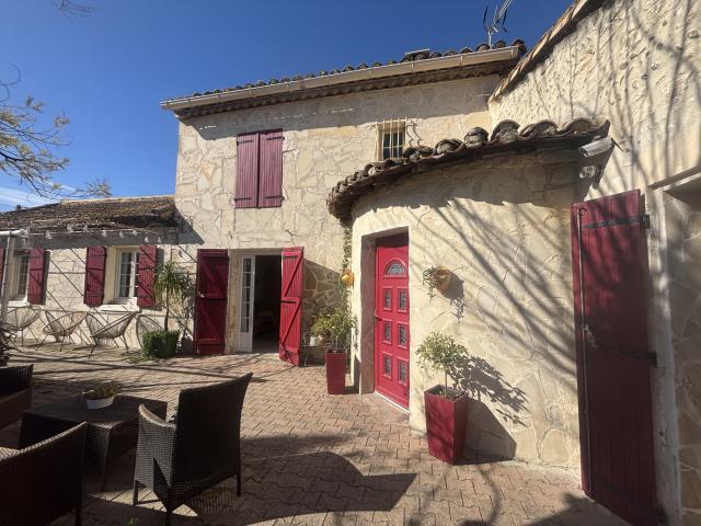 COUP DE CŒUR Mas en pierres 140 m2 4 chambres
