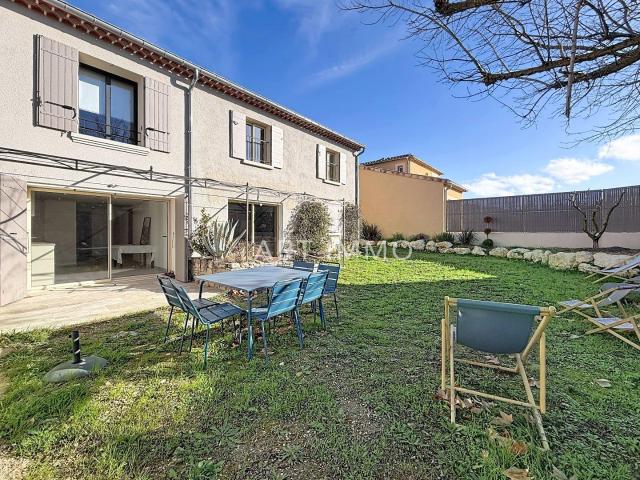 Mas Entierement Renove A Proximite Du Golf De Saumane 140m² Saumane de Vaucluse
