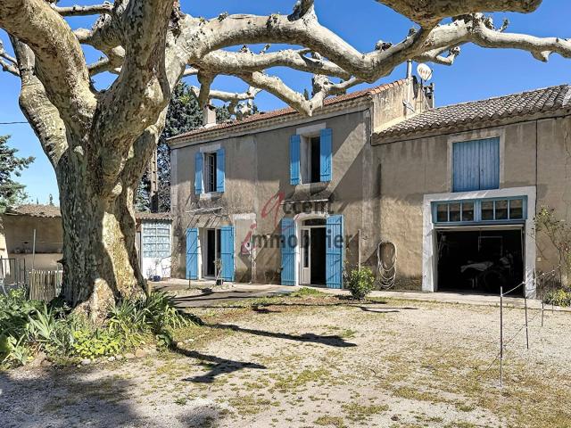 Mas en campagne comprenant deux logements 107m² Cabannes