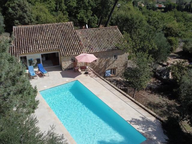 Mas en Pierre avec piscine Fayence