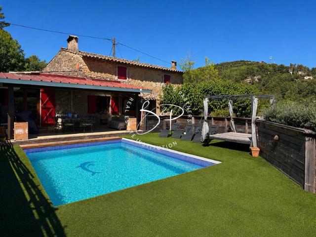 Mas Provençal Taradeau 3 Chambres et piscine