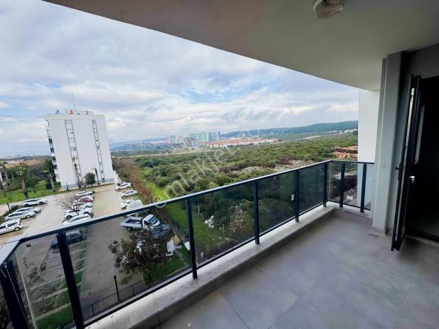 Masadağı Çankaya'da Satılık Sıfır 5+1 Çatı Dubleks 180 M2