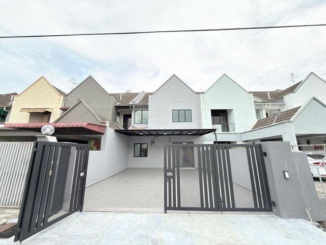 Masai Bandar Baru Permas Jaya Jalan Permas Double Storey Terrace House