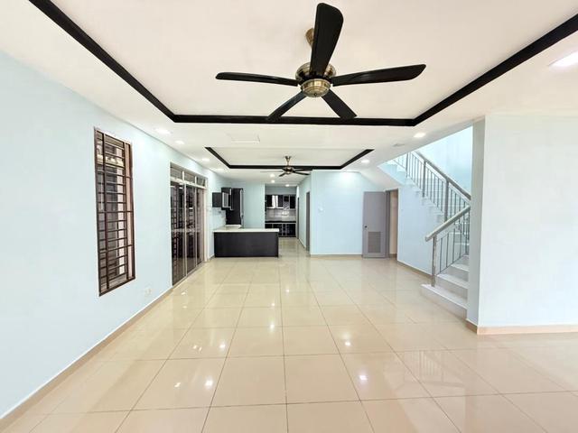 Masai D Sierra Ville 2 Storey Cluster House Endlot With Land For Sale