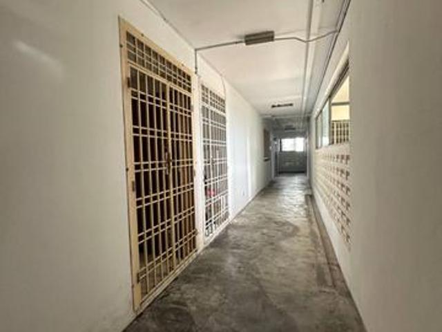 Masai Permas Ville Apartment for Sale