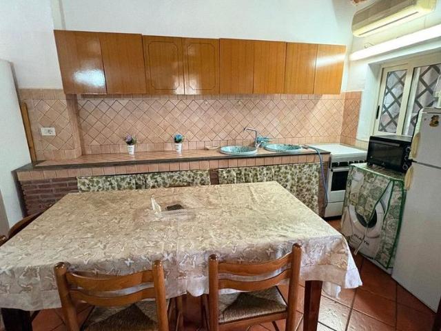 Mascalucia monolocale arredato in villa