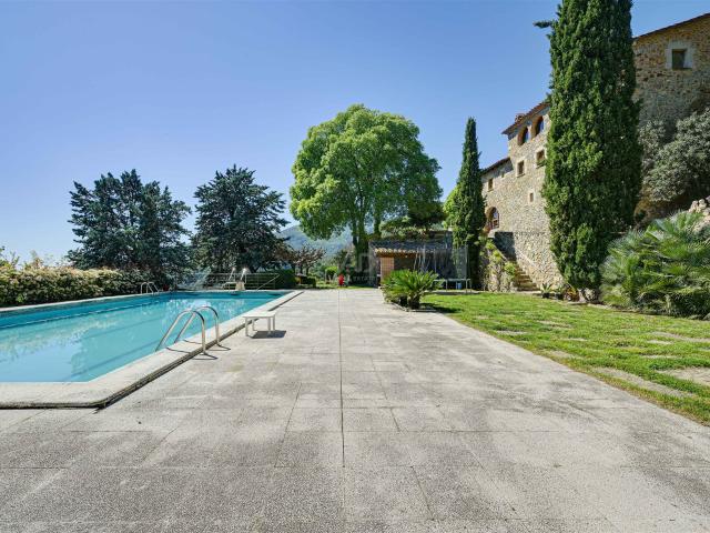 Masía 6 dormitorios 720 m2 720m² Amer