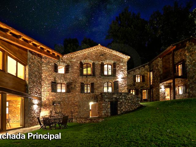 Masía 13 dormitorios 540 m2