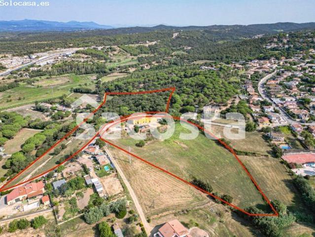 Masía con encanto en Tordera: ideal para turismo rural o restaurante