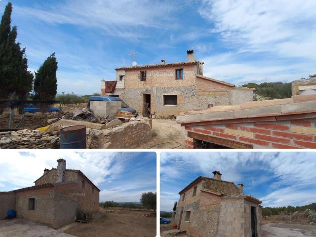 Masía en venta en Tivissa Costa Dorada. Granja licenciada ubicada en el término de Tivissa. Masías.