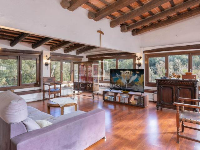 Masía en venta en Tordera, Niàgara Parc Àgora Parc. Propiedad rural con licencia turística y potencial para desarrollo de proyecto hotelero en el Maresme, Girona. Masías.