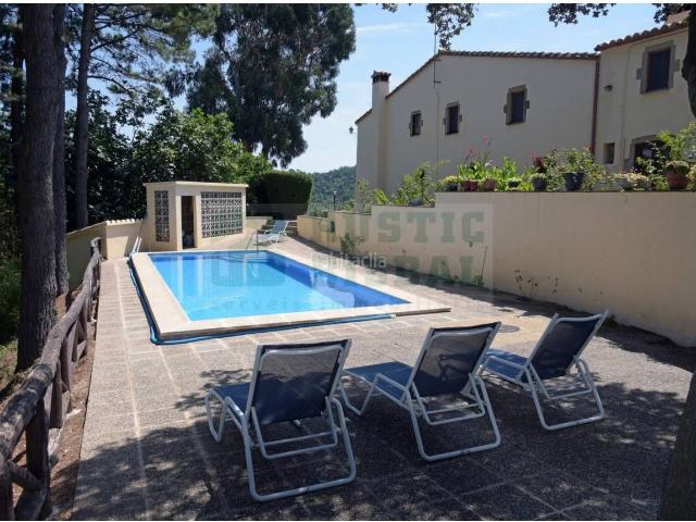 Masía en venta en Tordera, Tordera. En venta finca en pleno Parc Natural del Montnegre con masía, casa de Invitados y piscina Tordera. Masías.