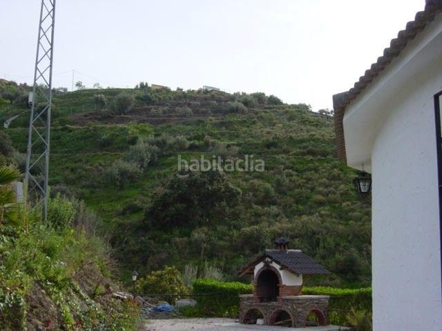 Masía en venta en Torrox, Torrox Pueblo. Original y estupenda casa rústica en Torrox. Masías.