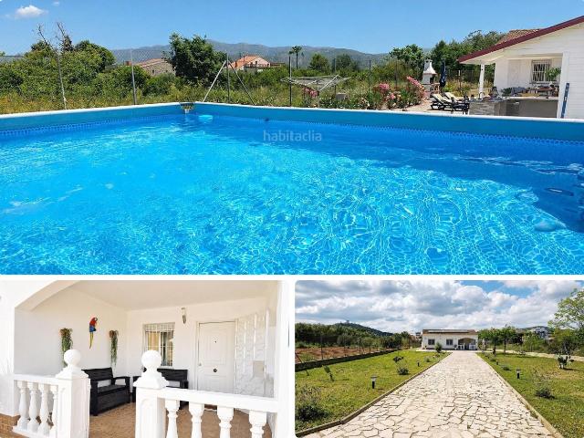 Masía en venta en Ulldecona. Espectacular Casa de Campo reformada de 71m con jacuzzi y piscina a 750m del centro de Ulldecona Tarragona. Masías.