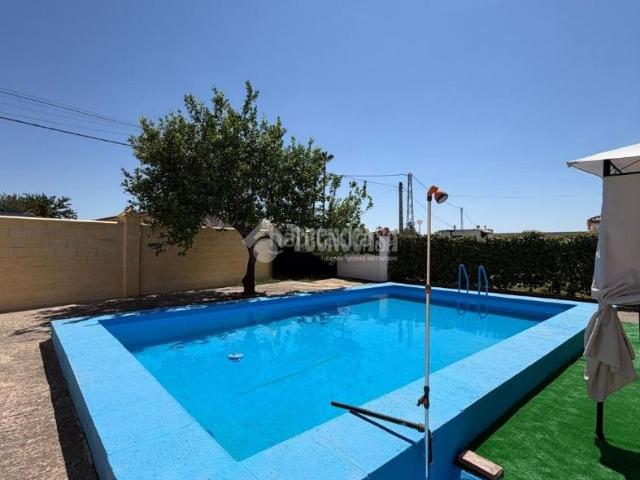 Masía en venta en Utrera, Pedanías Norte. Casa rural en venta en Utrera. Masías.