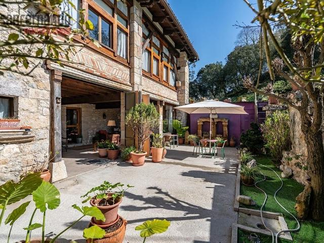 Masía en venta en Val de San Vicente. Casona del siglo XVII restaurada Historia, carácter y exclusividad en el norte. Masías Val de San.