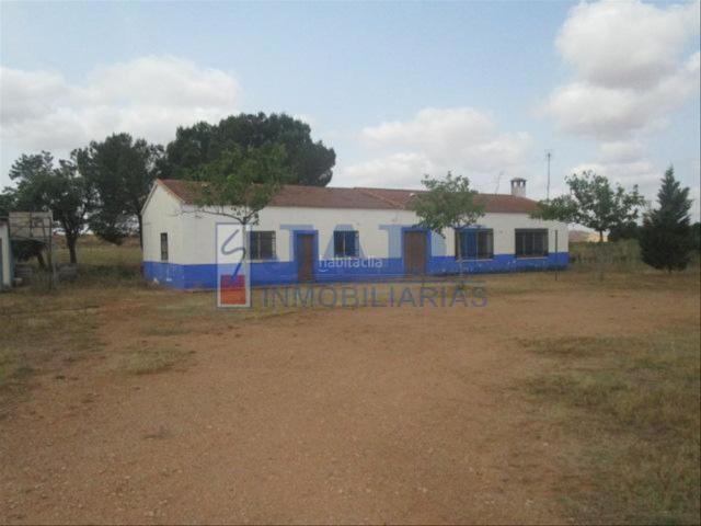 Masía en venta en Valdepeñas. ValdepeñasFinca de Recreo. Masías.