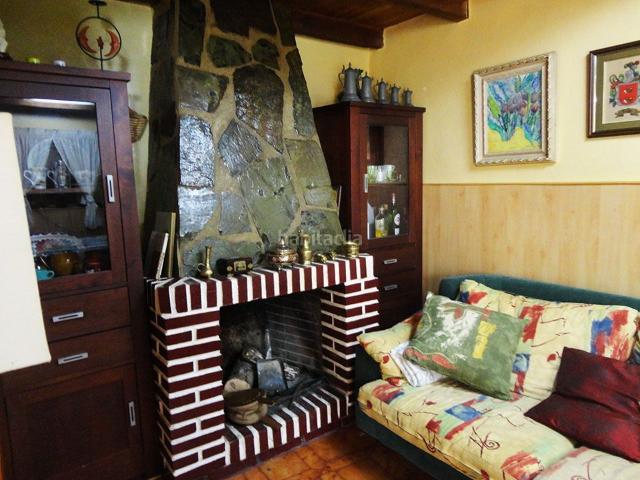 Masía en venta en Valle de Valdelaguna. CASA PARA ENTRAR A VIVIR EN QUINTANILLA URILLA BURGOS. Masías Valle de.